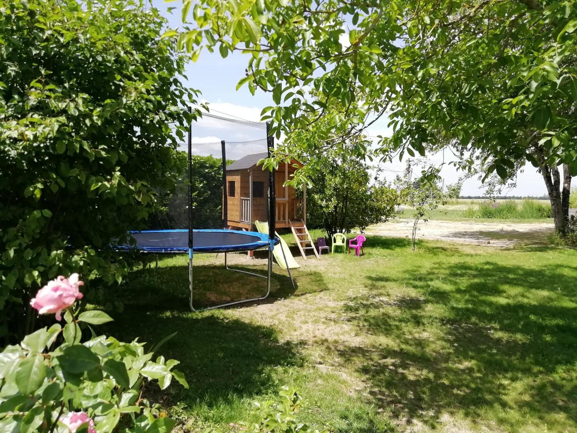 Les Rosiers La Planche Princee, Chambres D'Hotes Ecolo Et Potager Bio, Sauna المظهر الخارجي الصورة